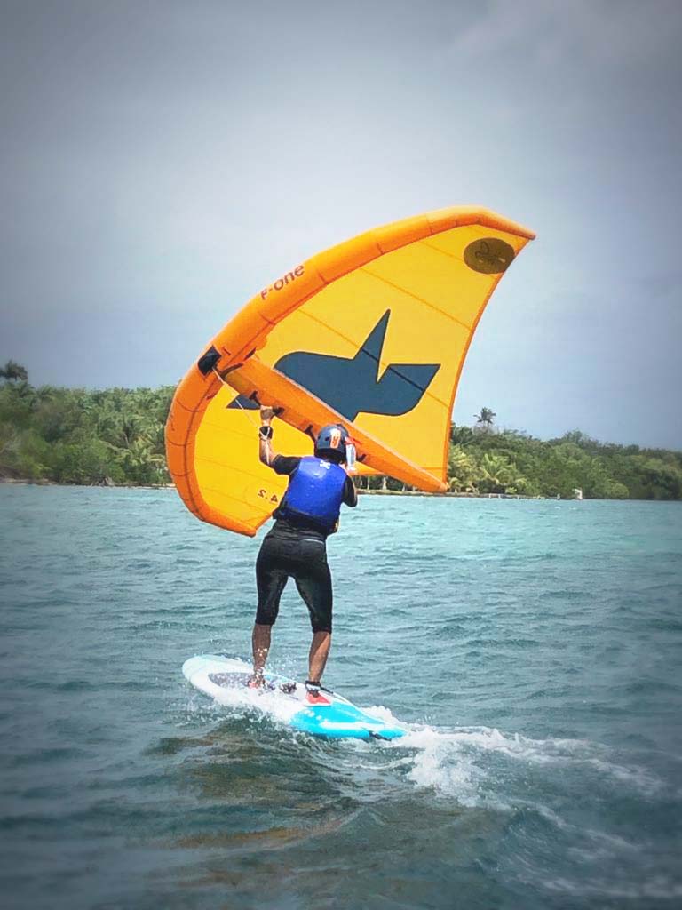 Elève en cours de wingsurf guadeloupe
